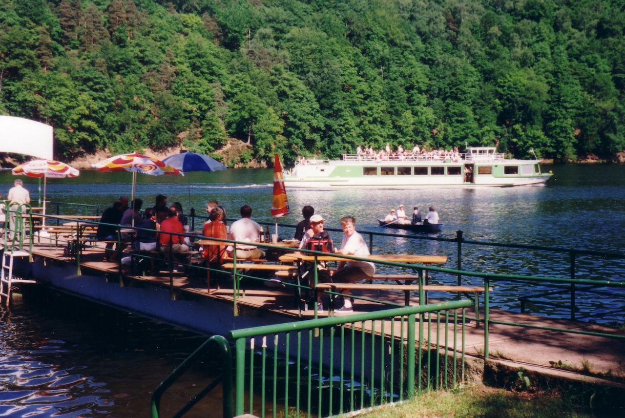 Hotel Restaurant Am Kriebsteinsee Екстер'єр фото